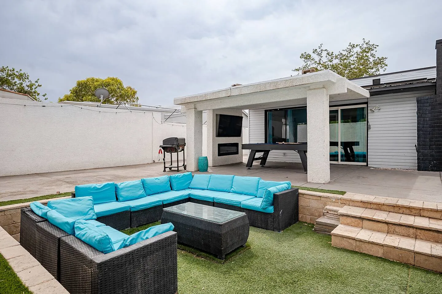 4 bed, $5,800 — Photo 2
