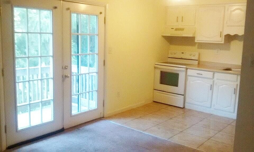 1st image of 375 N 12th St