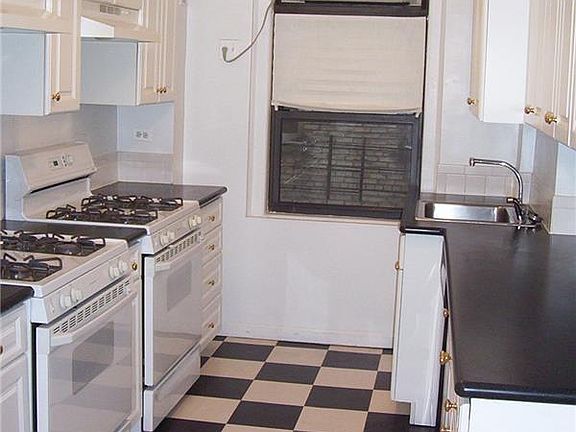3rd image of 451 W End Ave APT 8D