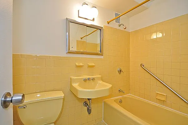 Sold by REMAX Distinguished Homes | media 3