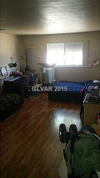 2nd image of 1652 J St