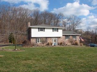 219 Limberline Dr, Greensburg, PA