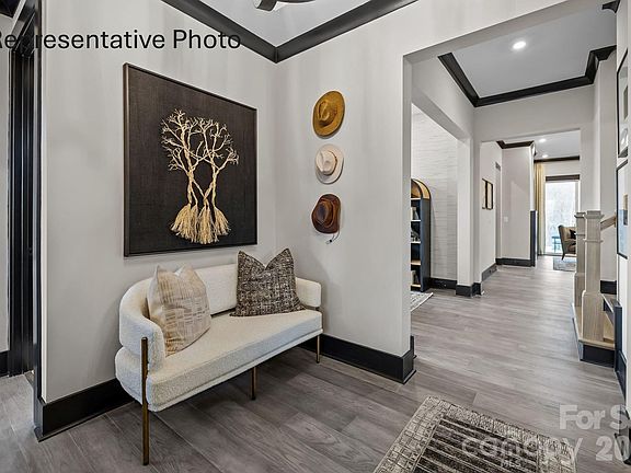 3rd image of 1468 Twin Leaf Rd