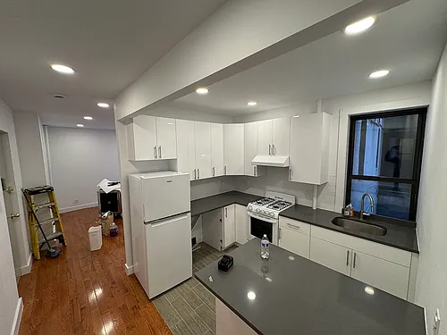 197 Norman Ave #1A Photo 1