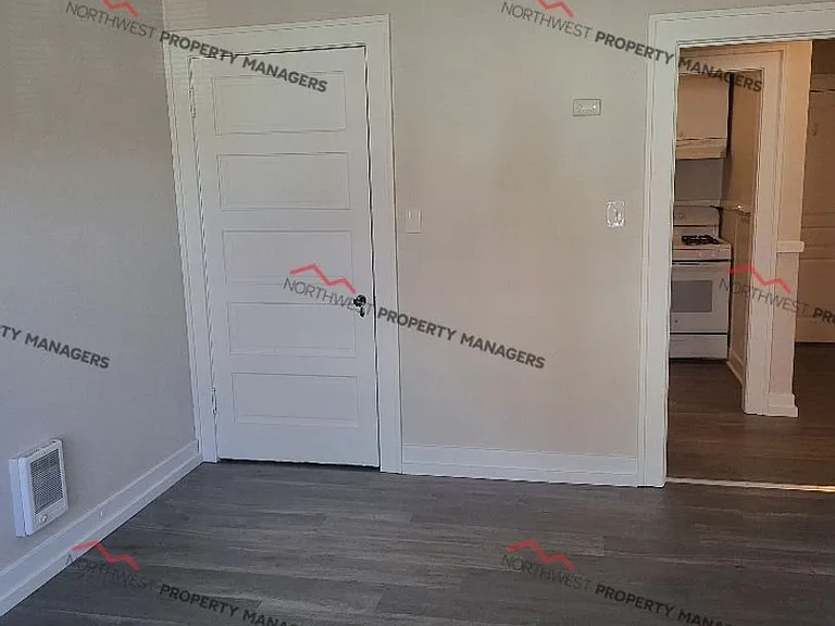 509 N Rock St — Photo 8