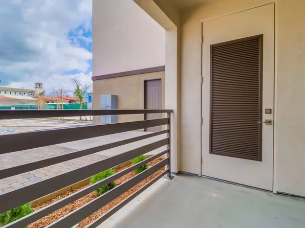 La Perla Apartments