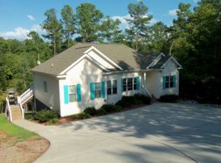 206 Nutcracker Ln, Macon, NC 27551