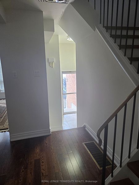 Ajax Townhouse for rent - 3 Bedrooms — photo 5