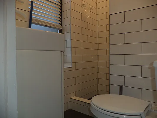 Rented by L.Nelson & Associates | media 29