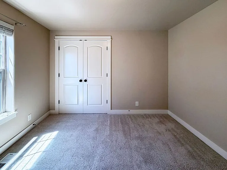 1434 Leaf Ln — Photo 24