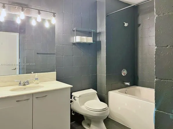 133 NE 2nd Ave APT 2117, Miami, FL 33132