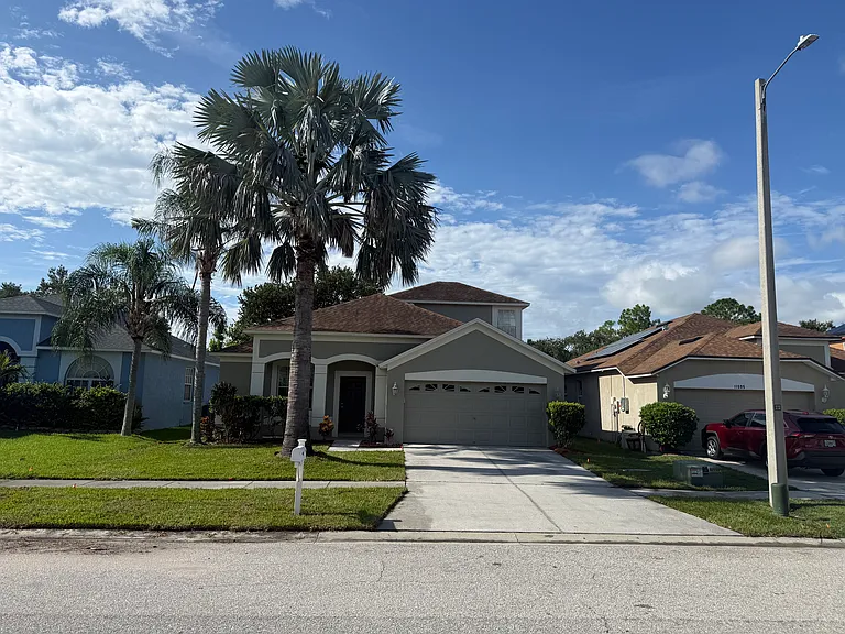 11507 Village Brook Dr — Photo 2