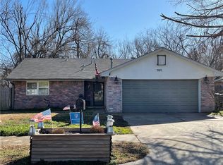 2120 Whiteoak Cir, Norman, OK 73071