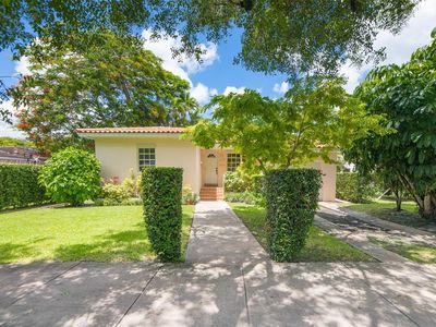 1318 Capri St, Coral Gables, FL, 33134
