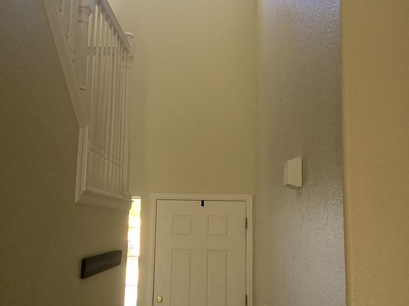 5th image of 419 Hermosa St