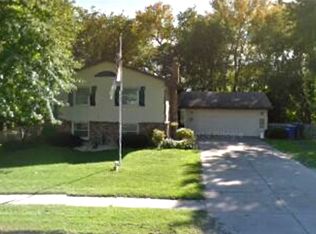 4809 Normandale Highlands Dr, Bloomington, MN 55437