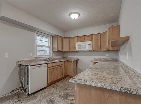 3rd image of 8324 E 57th St
