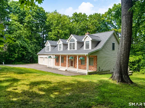 46 Washington Drive, Middlebury, CT 06762
