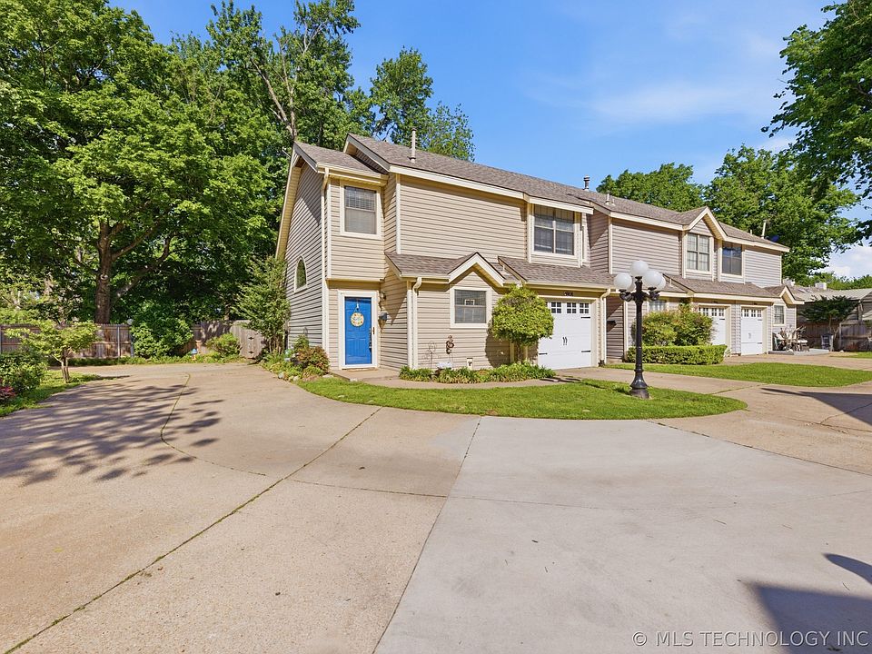 1st image of 5908 S Quincy Ave