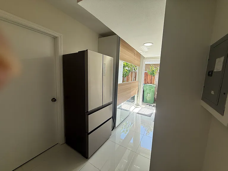 5577 Crimson Cir — Photo 11