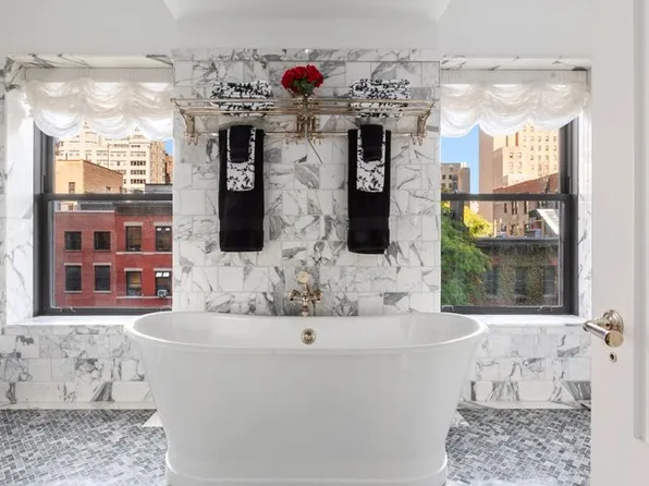 150 West 12th Street image 8 of 37