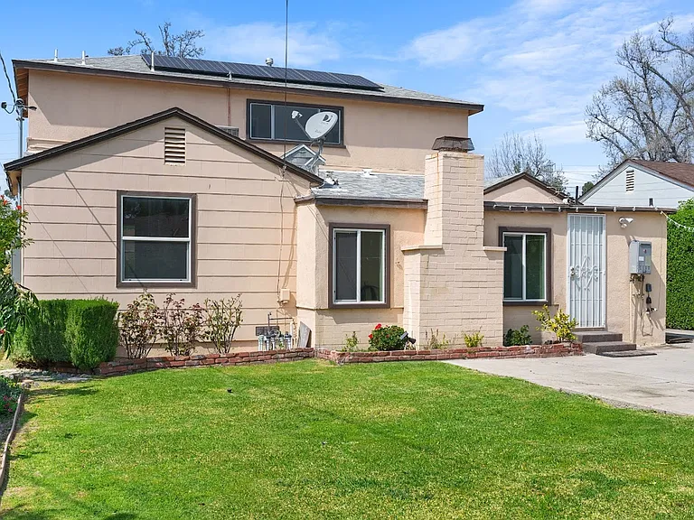 426 Santa Paula Ave — Photo 31