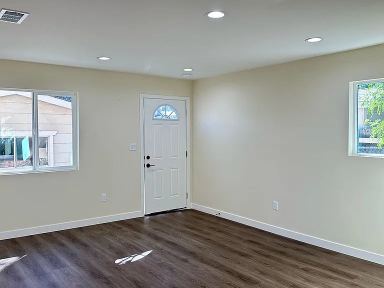 8259 Jumilla Ave #ADU — Photo 5