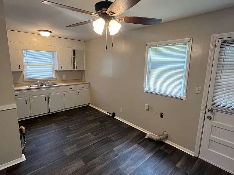 1830 Bethlea Ave — Photo 4