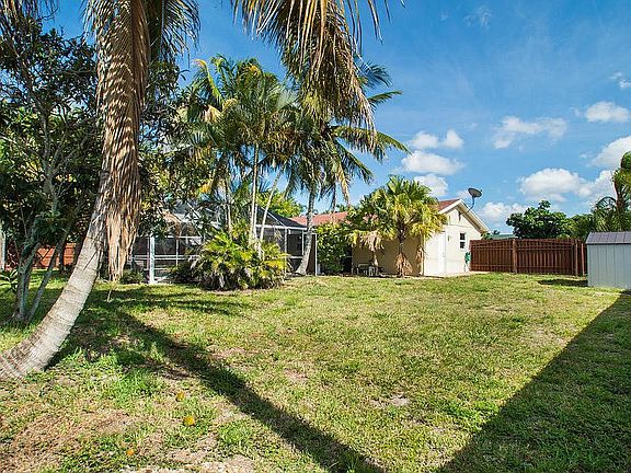 Huge Back Yard
