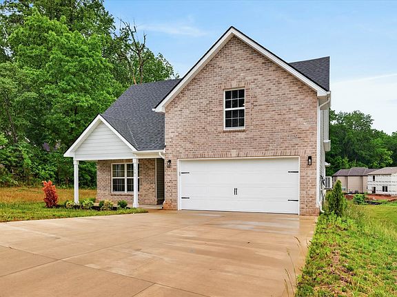 2nd image of 1301 Gentry Dr