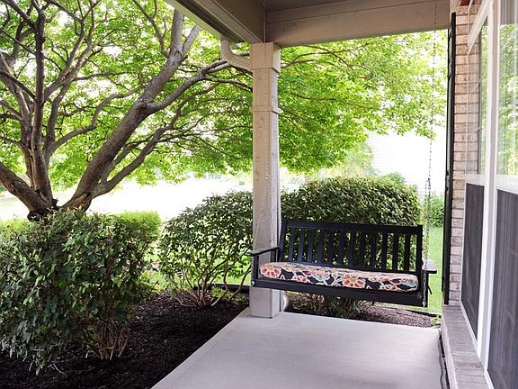 3rd image of 10301 Parkshore Dr