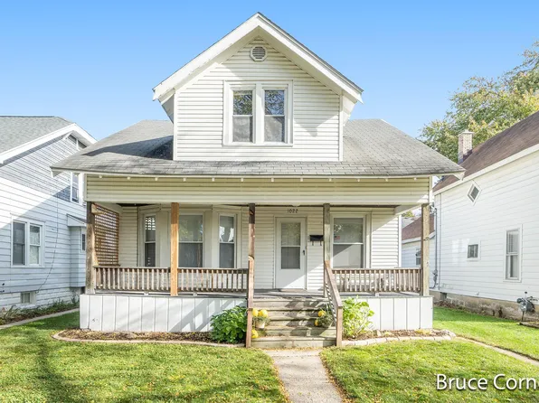 1022 Pine Ave NW, Grand Rapids, MI 49504