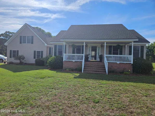 127 Martin Lane, Knotts Island, NC 27950