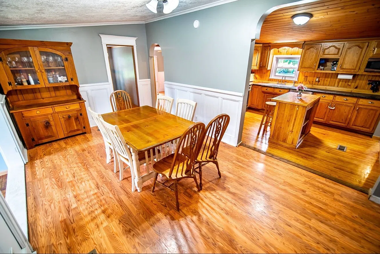 3 bed, 1468 sqft, $2,050 — Photo 4