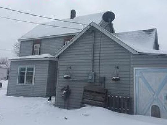 2nd image of 210 Sova St