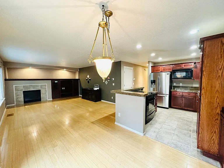 6048 NE Birch St — Photo 6