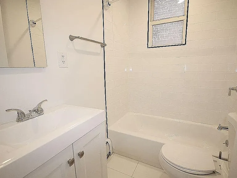 218 Park Ave #2 — Photo 10