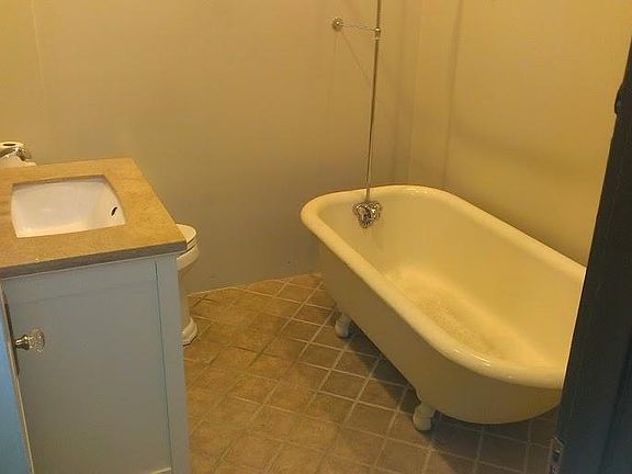 5th image of 5308 Butler St APT 2