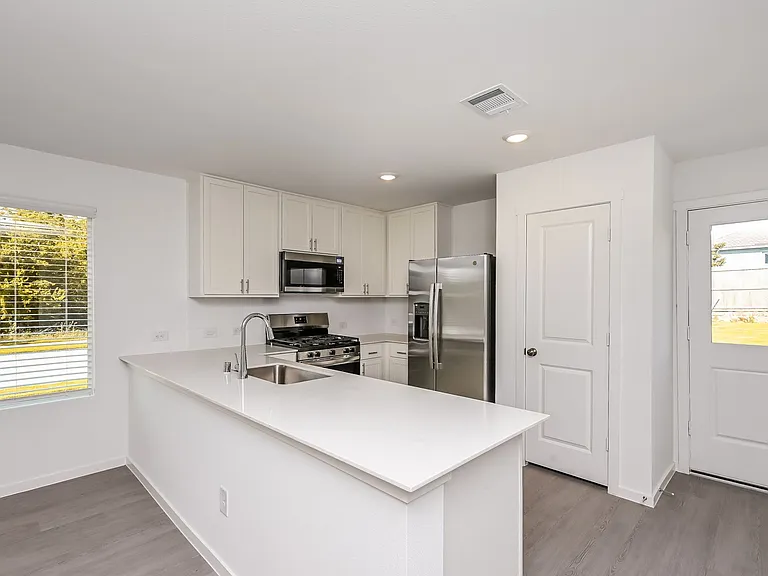 2740 River Knoll Ln — Photo 10