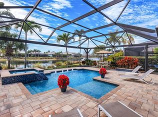 6475 Warwick Ave, Naples, FL 34113