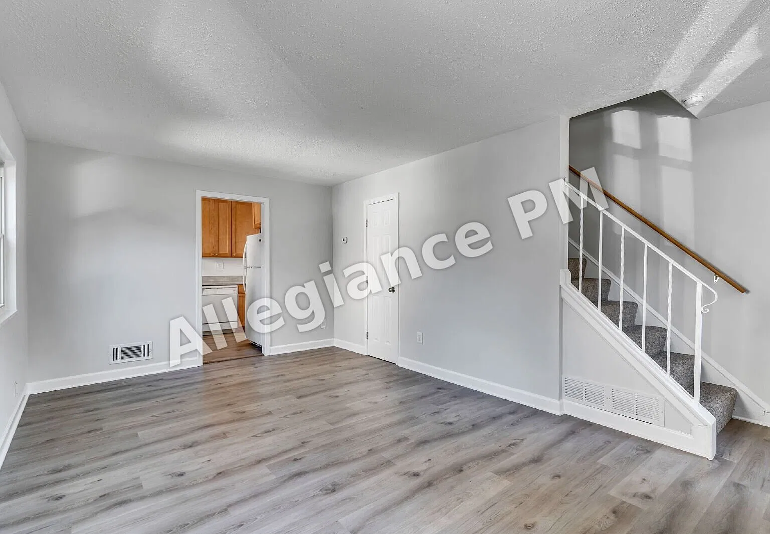 5809 Fifer Drive — Photo 3