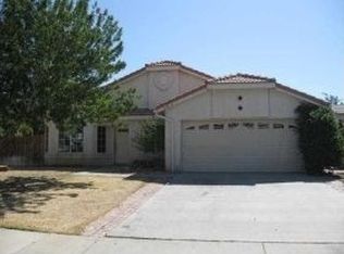 37050 Sylvan St, Palmdale, CA 93552