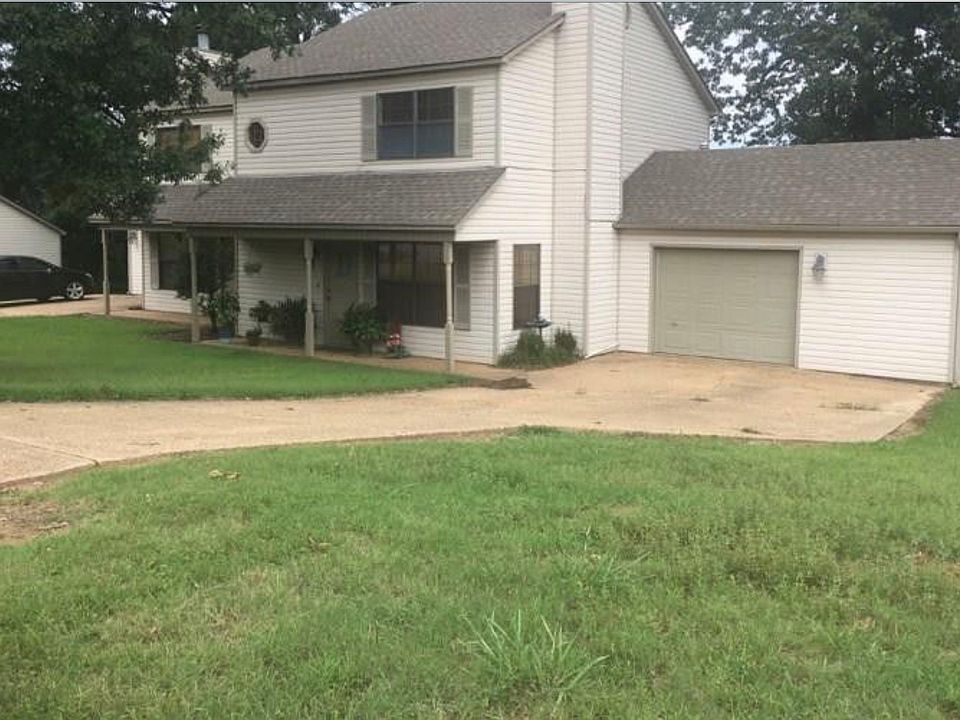 1st image of 2915 Laura Ln