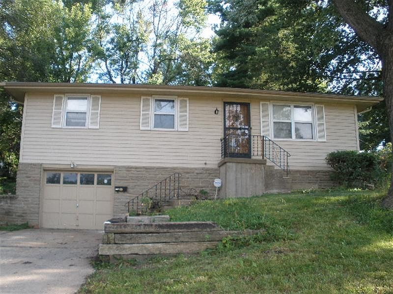1st image of 5409 E 97th St