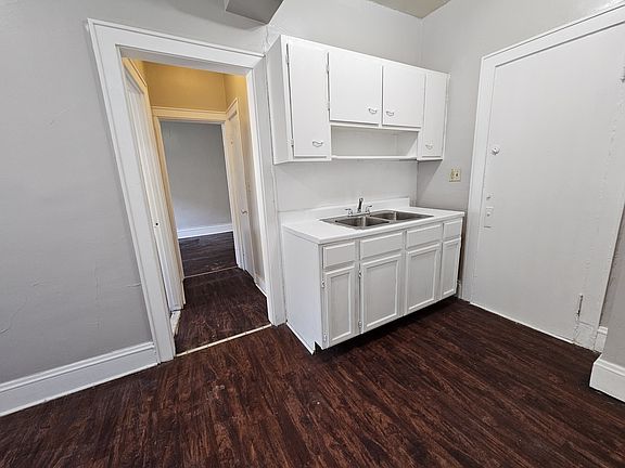 3rd image of 1374 Boulevard Ct #408