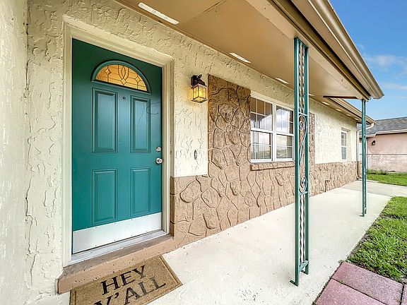 2nd image of 8101 Sarnow Dr