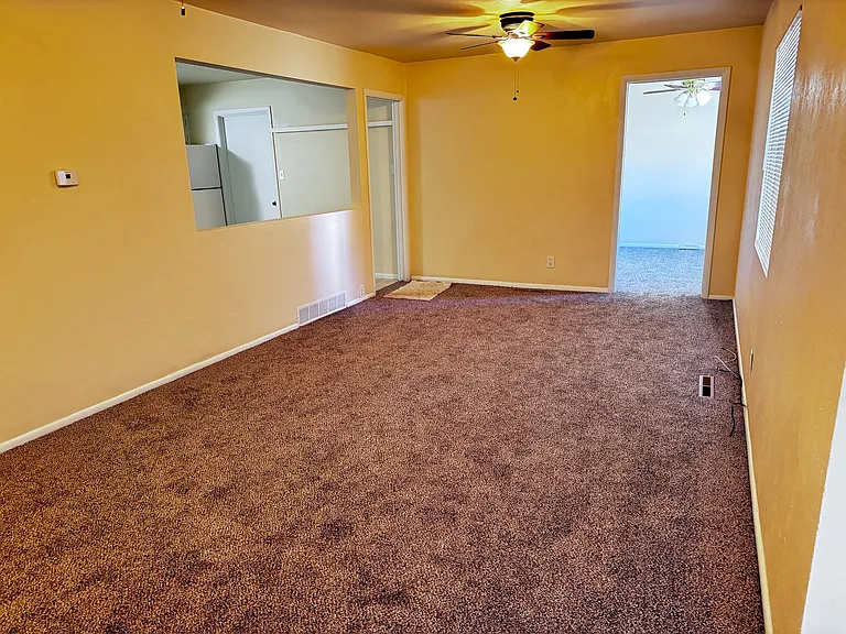 439 Marian Dr — Photo 9