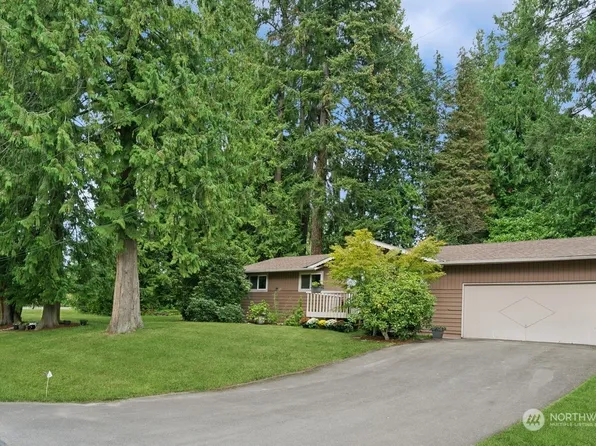 23215 34th Avenue W, Brier, WA 98036