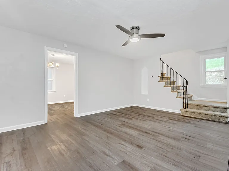 1330 Oakridge St — Photo 8