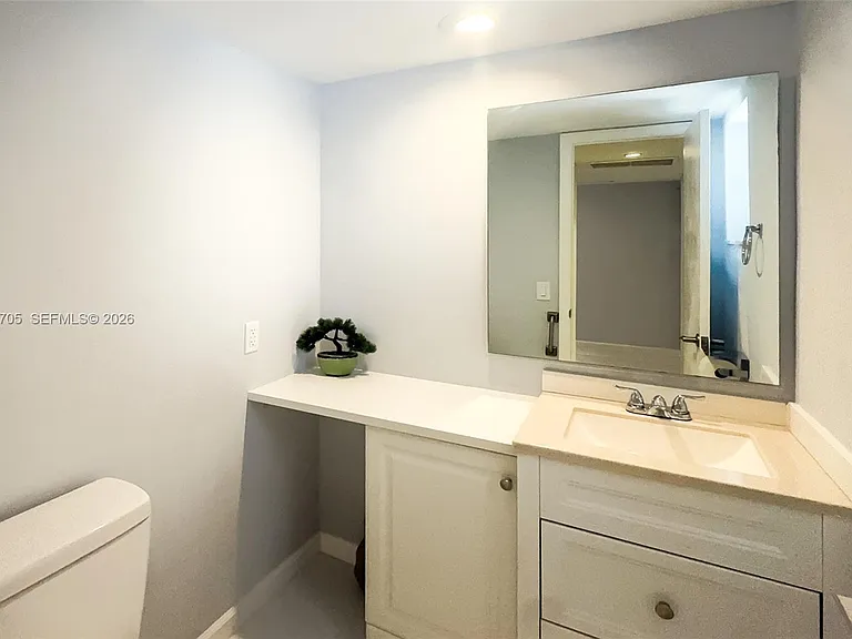 3200 N Palm Aire Dr #207 — Photo 12